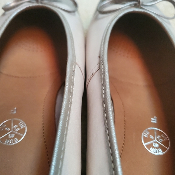 NWOT Ara Bella Ballet Flats - Picture 5 of 9